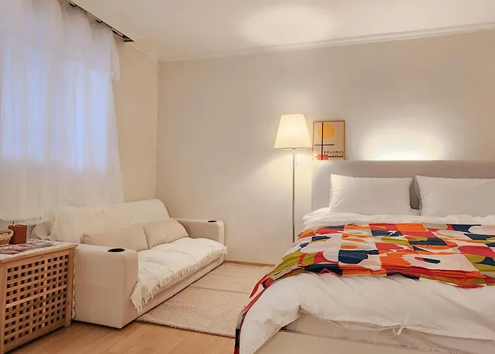 Super Cozy Arex Line Gongdeok Station 3min Dohwastay * Seoul