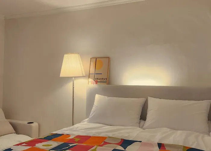 Super Cozy Arex Line Gongdeok Station 3min Dohwastay Apartment