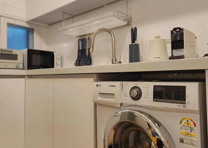 Super Cozy Arex Line Gongdeok Station 3min Dohwastay Apartment