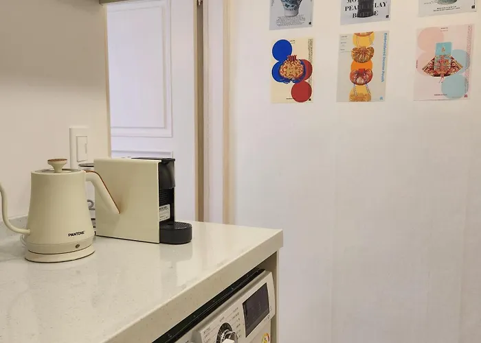 Apartment Super Cozy Arex Line Gongdeok Station 3min Dohwastay