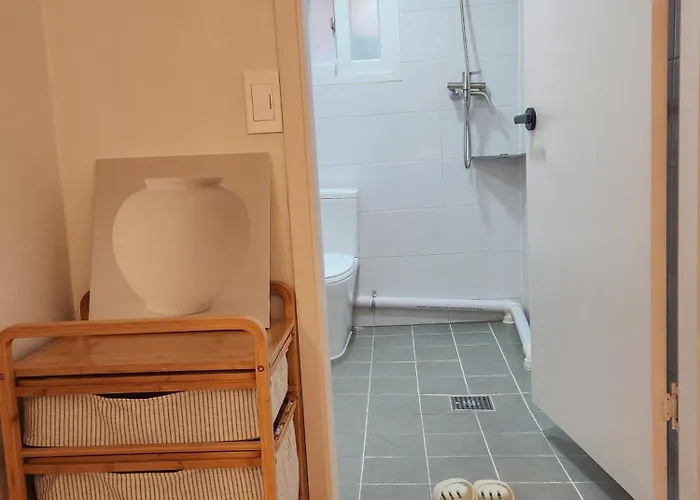 Super Cozy Arex Line Gongdeok Station 3min Dohwastay Apartment *