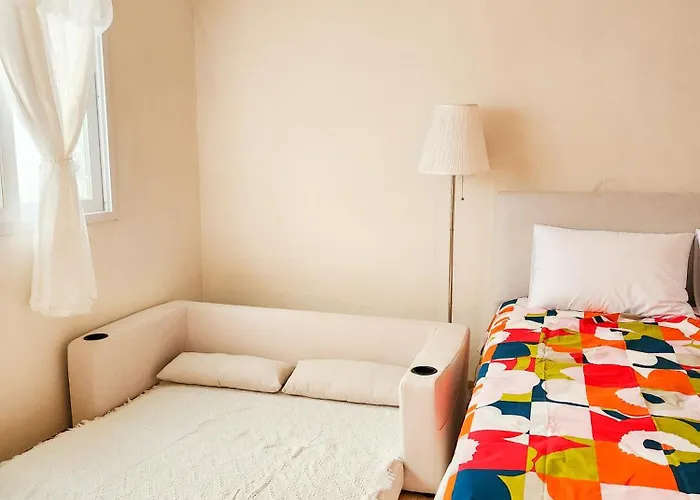 Apartment Super Cozy Arex Line Gongdeok Station 3min Dohwastay