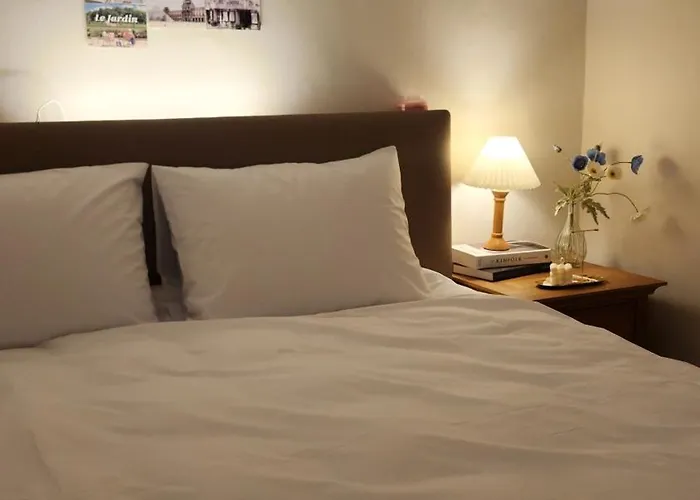 Super Cozy Arex Line Gongdeok Station 3min Dohwastay Apartment